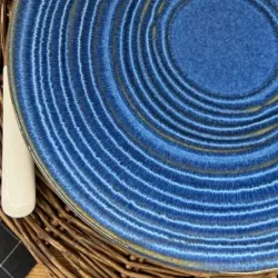 ASSIETTE PLATE MALO DIAMETRE 27CM DE COULEUR BLEUE EN GRES/