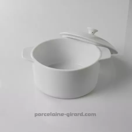 COCOTTE AVEC COUVERCLE 68CL 17.6X14CM HT 6.9CM  /